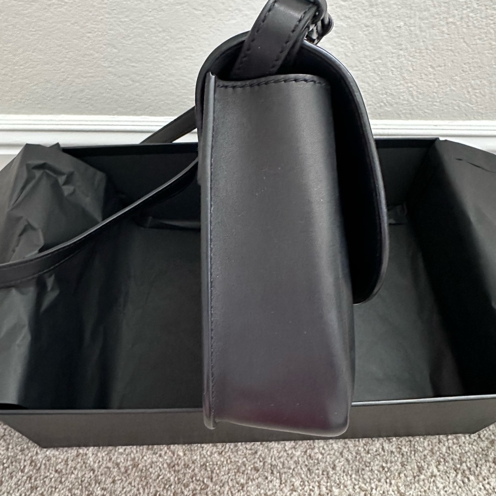 Saint Laurent Kaia Bag - Picture 4 of 10